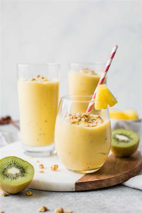 The tropical smoothie. Ingredients. With just 5 easy ingredients, you will be slurping decadent peanut butter cup tropical smoothie in no time. The peanut butter chocolate smoothie recipe is so easy to make that you will be tempted to mix one each day!. Peanut butter: Thick and rich, peanut butter not only adds flavor and protein but texture too.Peanut butter is full of … 