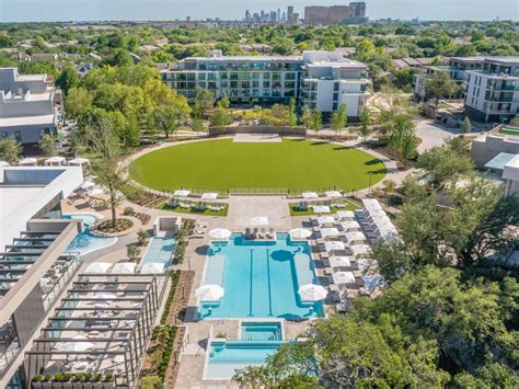 The village dallas photos. Feast your eyes on life at The Village! When you’re so photogenic, it’s hard not to take lots of pictures! From cozy homes to pool parties, intramural sports to date … 