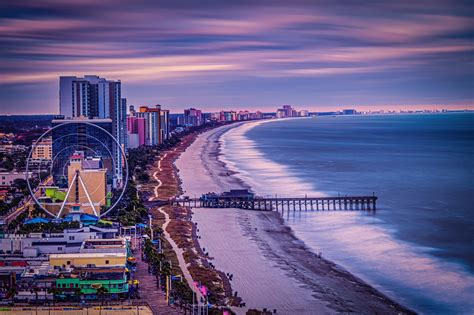 South Carolina boasts a romantic past and a low taxation rate -- and the climate is mild enough to lure vacationers year-round. But if you’ve been teaching school in the Palmetto S.... 