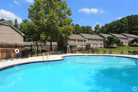 The Woods at Camp Creek offers beautifully renovated apartments with best-in-class rental rates. Our beautiful interiors with espresso cabinets, granite countertops, and wood-like plank flooring are designed to impress. Each unit has a patio or balcony so you can be sure to enjoy the beautiful outdoors from the comfort of your own home. . 