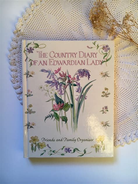 Full Download The Country Diary Of An Edwardian Lady A Facsimile Reproduction Of A Naturalists Diary By Edith Holden