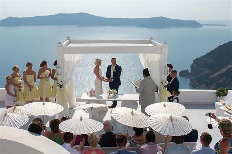 Read The Summer Wedding In Santorini The Perfect Summer Escape To Make You Smile By Samantha Parks