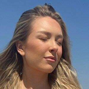 😈 Thelauraskyefree Onlyfans Leak +18 85 Videos
