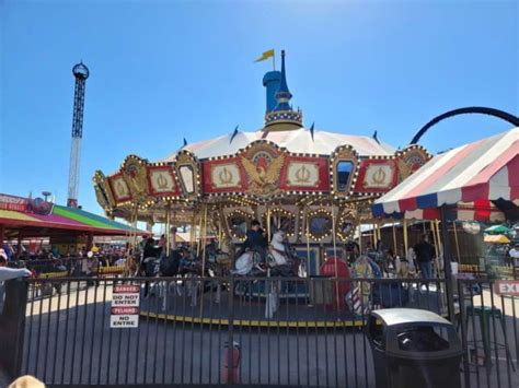 Theme Parks in Dallas - Enjoy 14 rides for$13.99 only at Prairie Playland!