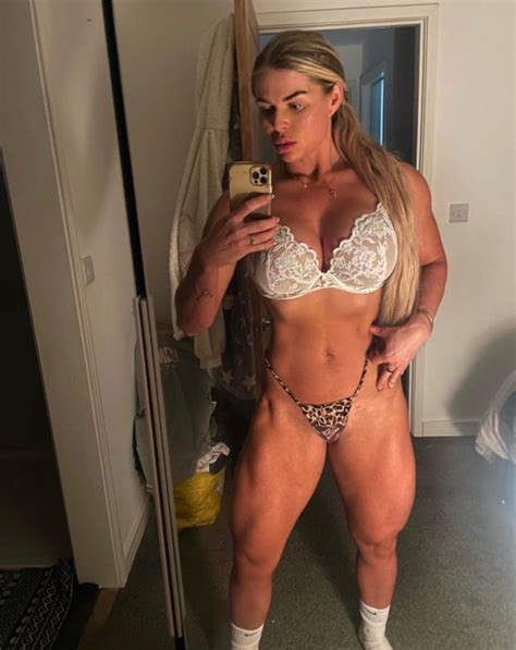 Themusclegoddess