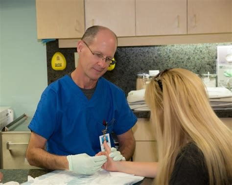 Therapy Center - Miami Bone & Joint Institute