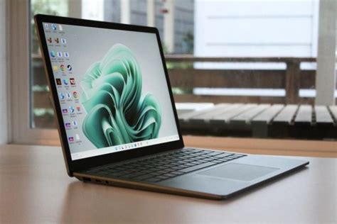 There’s a rare deal happening on the Microsoft Surface Laptop 5 …