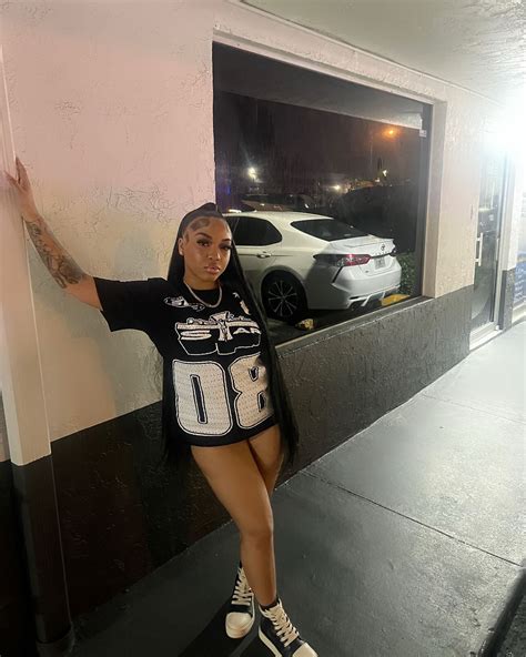 🍆 Therealyellaa Leaks PORN