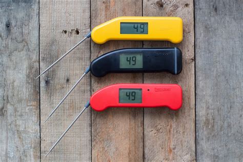 ThermoWorks Thermapen ONE. Color: Blue; Color: O