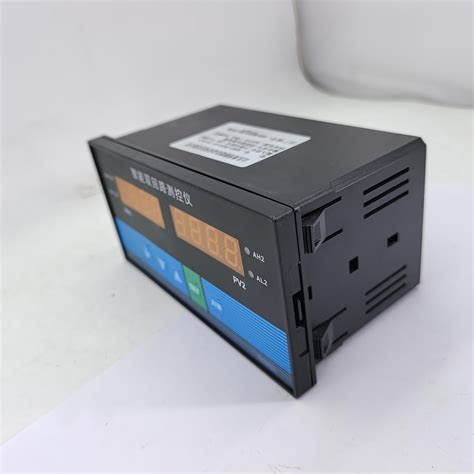 Thermomart digital temperature controller.  It is accurate controller with 0. Precision tempera...