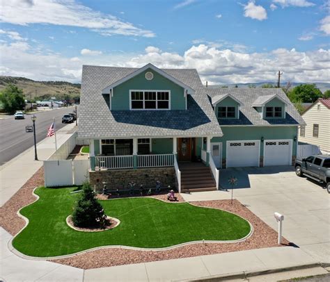 Thermopolis wyoming real estate. 124 Mountain View Dr, Thermopolis, WY 82443 - 3,067 sqft home built in 1994 . Browse photos, take a 3D tour & get detailed information about this property for sale. MLS# 20235309. 