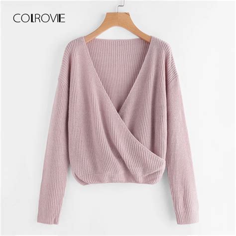 These 10 Sweaters Will Continue to Stay in Style
