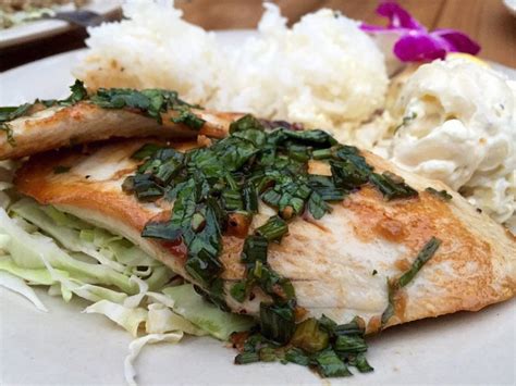 These 13 Eateries Serve The Best Plate Lunches In Hawaii