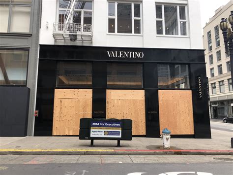 These major retailers in downtown SF have closed their doors for good