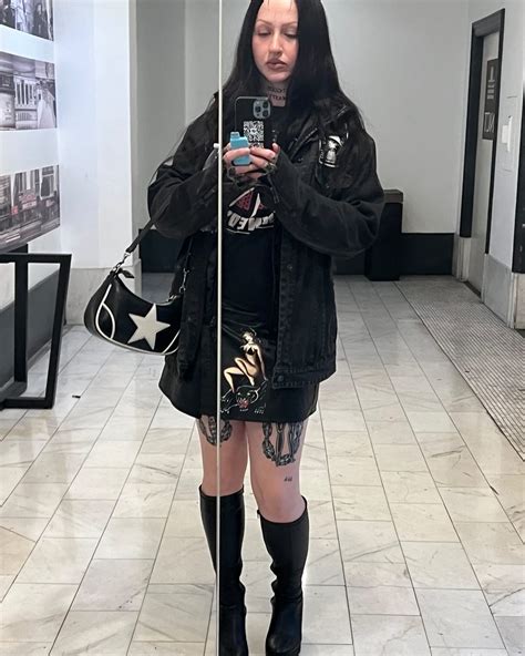 Thezaramoon Onlyfans Leak +18 232 Videos