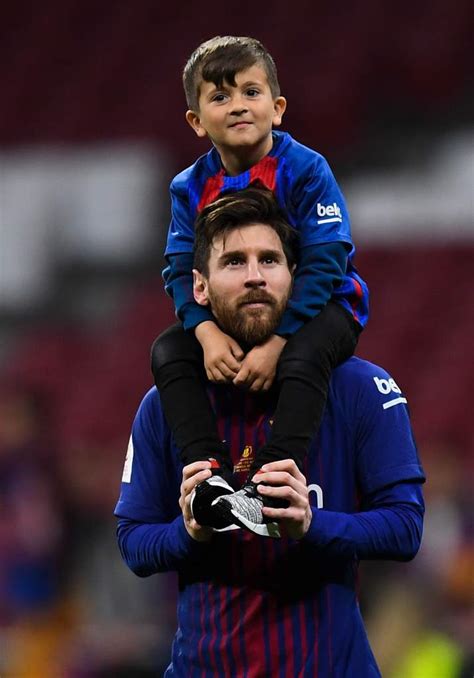 Thiago messi. Dec 16, 2021 · It comes with no doubt that Messi’s level of skill would most likely be biologically transferred to his offspring, much like in other top-tier athletes. Lionel Messi has 3 sons now: Thiago (9), Mateo (6), and Ciro (3). And much like their dad, these young tots have the tools to also pick up the ball and follow the path their father has carved ... 