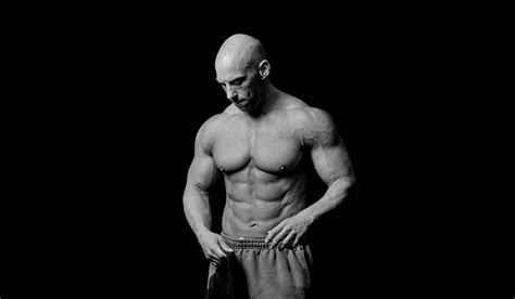 As I’m writing this article, I learned of the passing of my mentor Charles Poliquin a few days ago. It was a complete shock, you never think that monuments can die.. Thib
