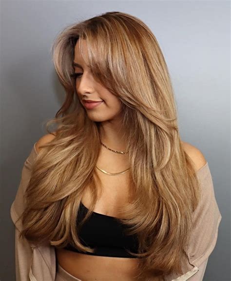 Thick layers long hair. Long layers are an excellent way to break up the ends of a thick bob or any haircut, really. Whereas shaggy layers bring more body and shape throughout the style, longer layers give the hair softer movement and airy bounce. 