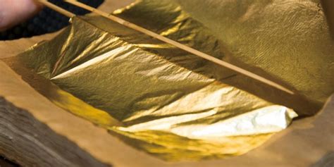 Thickness of Gold Leaf - The Physics Factbook - hypertext-book