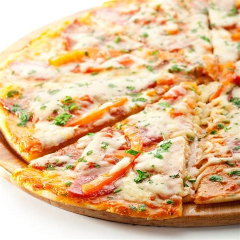 Thin pizza. Best: Philly Cheese Steak. Nutrition (Per 1/8th slice of large hand-tossed): 310 calories, 13 g fat (7 g saturated fat), 720 mg sodium, 33 g carbs (1 g fiber, 3 g sugar), 13 g … 