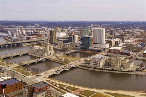 Things to do in cedar rapids. Discover the cultural, historical and natural attractions of Cedar Rapids, a burgeoning artistic and cultural hub in Iowa. Explore museums, parks, markets, playgrounds and more with this guide to … 
