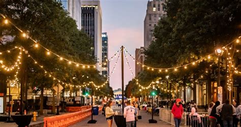 Things to do in downtown raleigh. These interactive maps show how young people are driving urbanization in Portland, New York, San Francisco, and other American cities. This article was produced on behalf of First ... 
