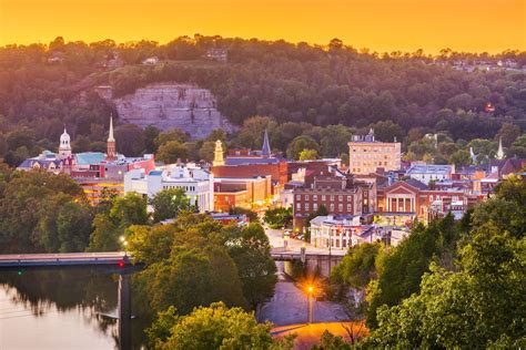 Things to do in frankfort ky. These Frankfort, KY attractions are an amazing way to spend your vacation. Explore historical Frankfort, drink your way through the Bourbon Trail, and do many more activities. 502-695-9154 