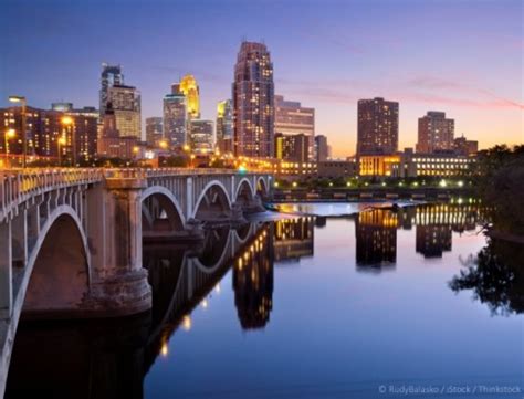 Things to do in uptown minneapolis. Aug 20, 2020 · Coming here shows so much that’s important about Minneapolis’ history. It’s open daily from 6 a.m. to 10 p.m. Address: 102 Portland Ave S, Minneapolis, MN 55401, United States. 2. Guthrie Theater. Jeff Bukowski / Shutterstock. The Guthrie Theater is one of the top performing arts venues in the midwest. 