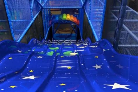 Things to do indoor near me. 18. Flip Out Basingstoke (Basingstoke) You may know Flip Out as a great trampoline park it is also home to a huge soft play. Set right in the middle of the trampoline park, this soft play has three levels of fun for all ages. Let the kids swing from the ropes and run through the many obstacles that are in their way. 