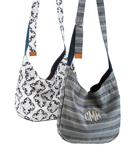 Thirty-One Gifts Canada Inc. 100 World Drive , Mississauga , Ontario Canada L5T 3A2 811997089 RT0001 3948 Townsfair Way Suite 200 , Columbus , OH 43219 USA. Thirty one gifts crossbody
