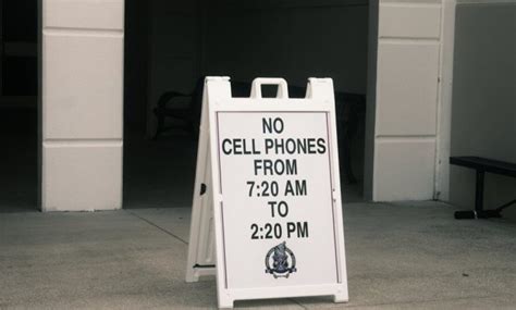 This Florida school district banned cellphones. Here’s what happened.