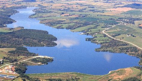 This Hidden Lake In Iowa Is A Stunning Retreat