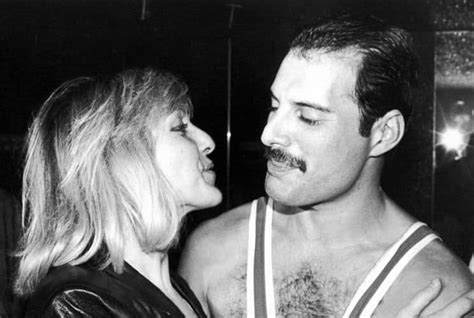 This Is Why Freddie Mercury Left Everything to Mary Austin - TV…