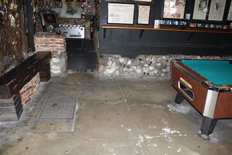 This Key West Bar Is an Ex-Morgue With Bodies Still …