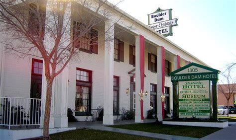 This Ridiculously Haunted Nevada Hotel Is Not For The