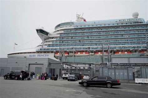 This is not the first time the Ruby Princess has had a troubled arrival in SF
