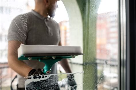 This is why you should clean your windows on a cloudy day - The …