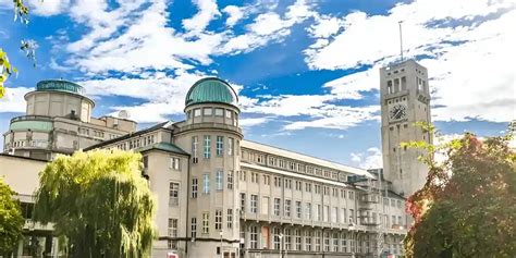 This study examines the Munich