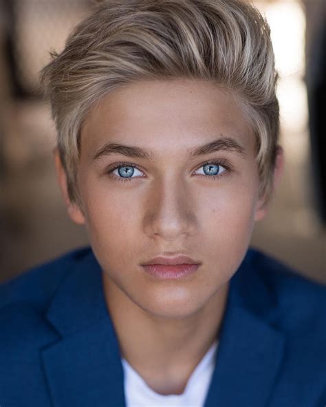 Thomas Kuc - Height, Age, Bio, Weight, Net Worth, Facts and Family