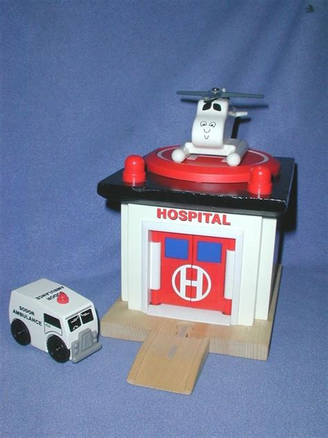 Thomas and Friends Lot Of 60 inc. Sodor Ambulance, hospital, …