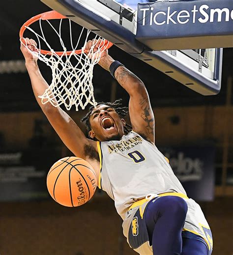 Thomas leads Northern Colorado against Texas A&M-Commerce after 28-point performance