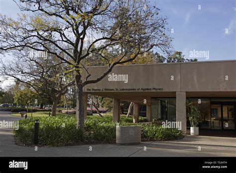 Thomas watson physics