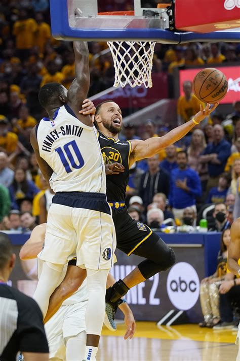 Thompson shines, but Warriors’ second-half rally falls short in yet another loss in L.A.