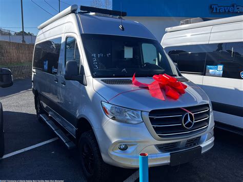 #vanlife #winnebago #classbrv #rvlifestyle #adventurevan #tranquilityrvTRANQUILITY 19L on the 4x4 Sprinter by Thor could be serious competition for Winne.... 