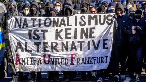 Thousands from students protest German recent draft law