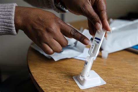 Thousands of free HIV self-test kits distributed across Canada to mark World AIDS Day