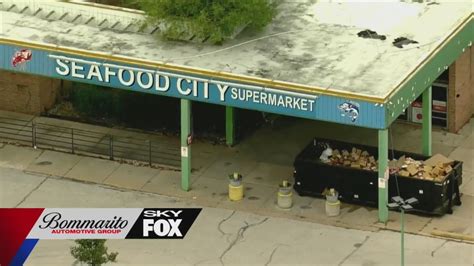 Thousands of pounds of rotten seafood removed from condemned Seafood City