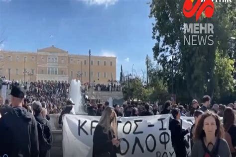 Thousands protest in Athens after deadly train crash