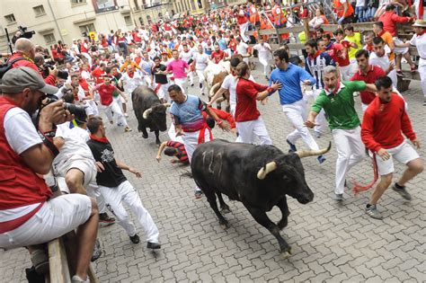 Thousands take part in first running of the bulls in Spain’s San Fermin festival