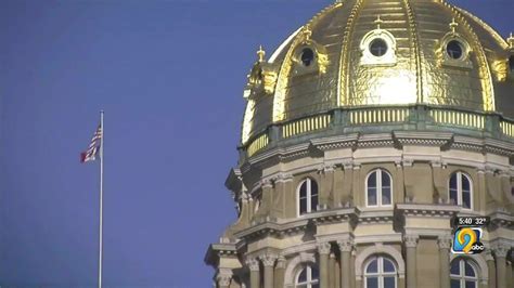 Thousands to lose aid under Iowa bill backed by lawmakers
